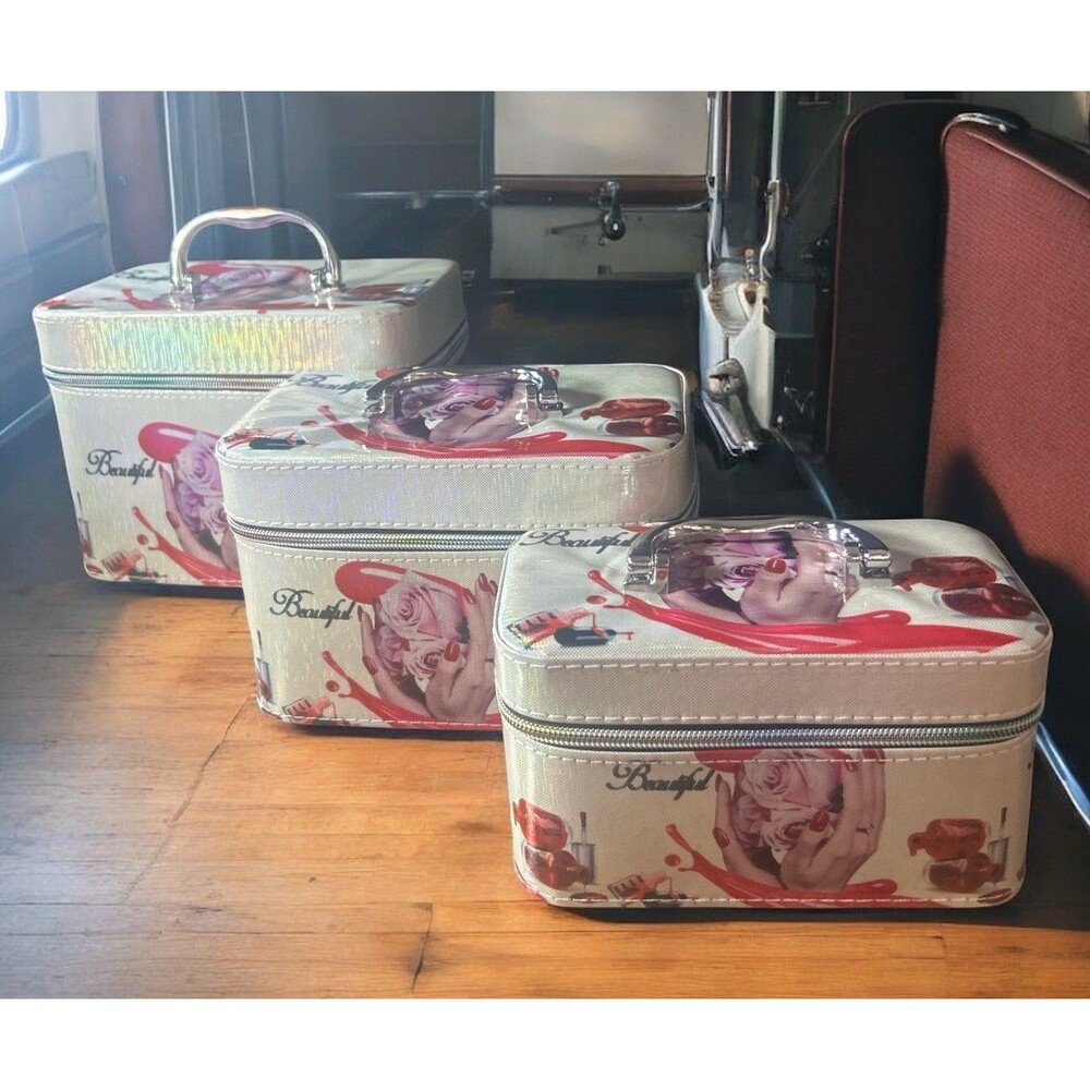 Makeup Travel Bag Set Of 3 Stacking Zippered Bags BEAUTIFUL Roses Nail Polish